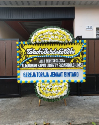 Papan Bunga Duka di Sukaresik